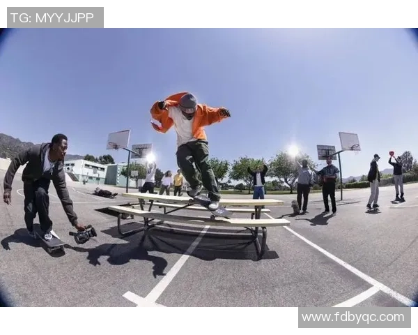 重庆滑板队引领潮流新风尚探讨滑板文化的变革与发展